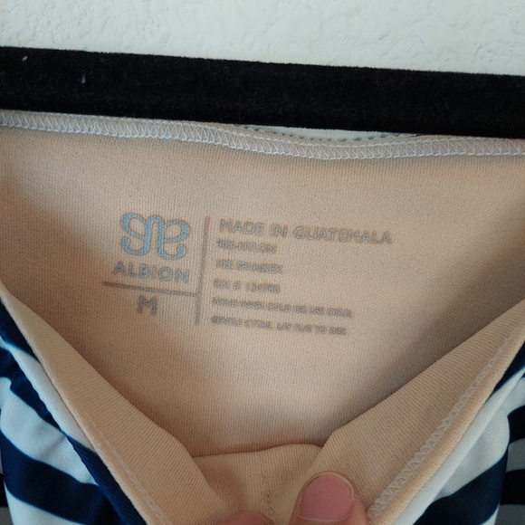 Albion Fit The Wave Stripe‎ One Piece Swimsuit Size Meduim - Picture 5 of 9